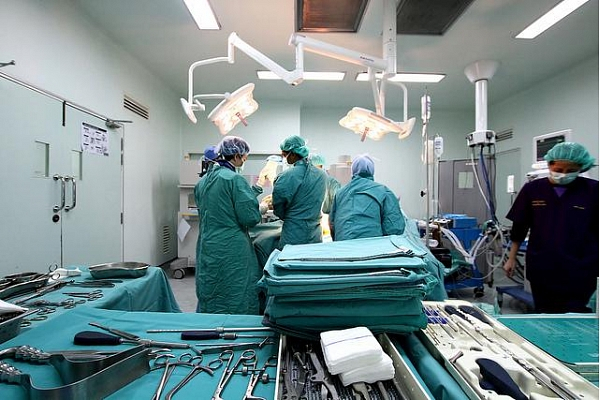 Slimnīcu biedrība izsludina ārkārtas situāciju slimnīcu sektorā