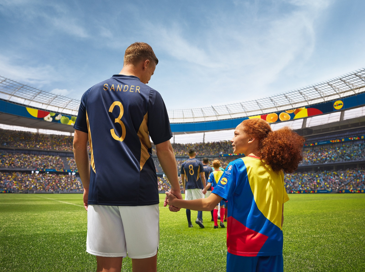 Latvijā sākas UEFA EURO 2024™ “Lidl Kids Team” atlase –  11 bērni varēs ievest laukumā  spēlētājus