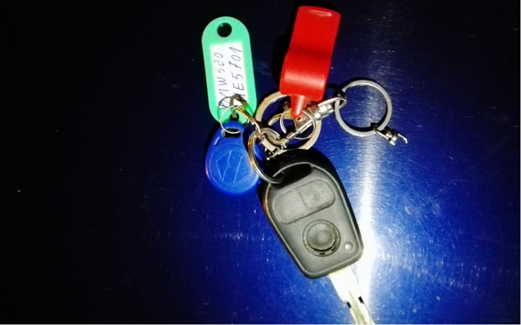 Atrastas "BMW 520" atslēgas!