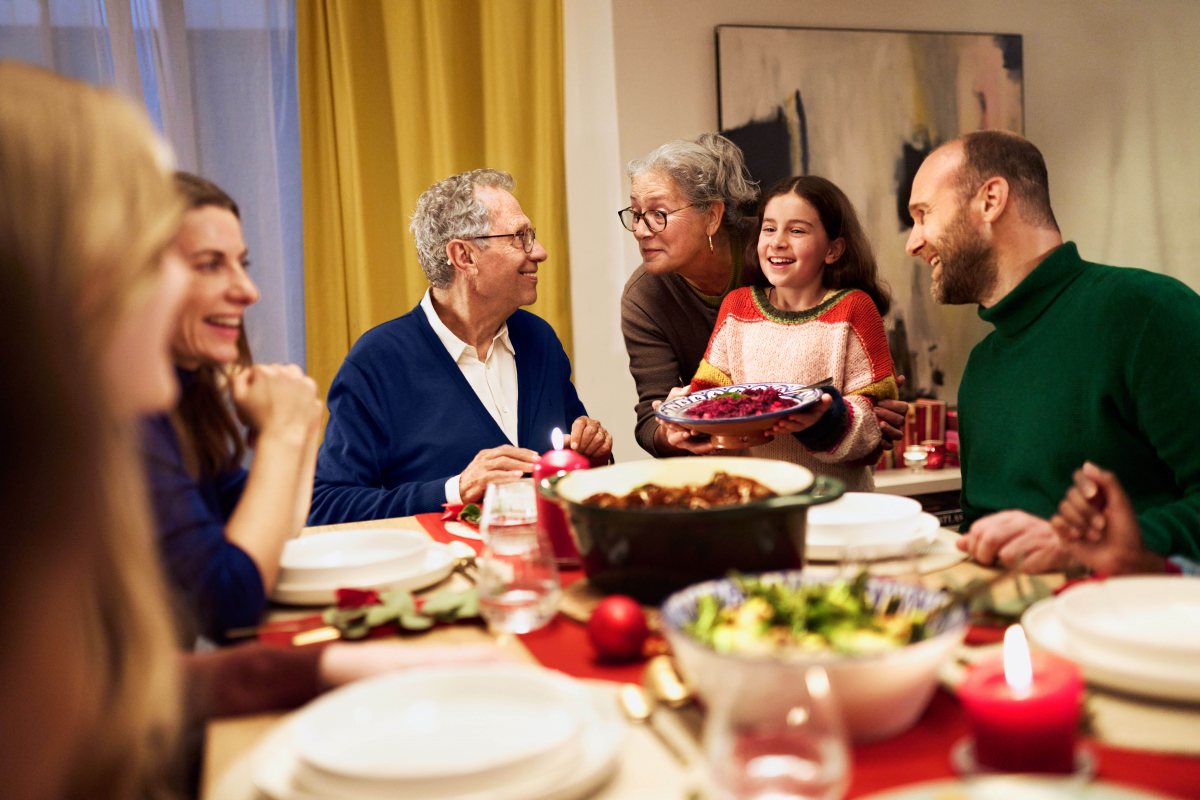 Ziemassvētku pirkumus iedzīvotāji plāno laicīgi.  Šogad bagātīgākie galdi būs Lietuvā