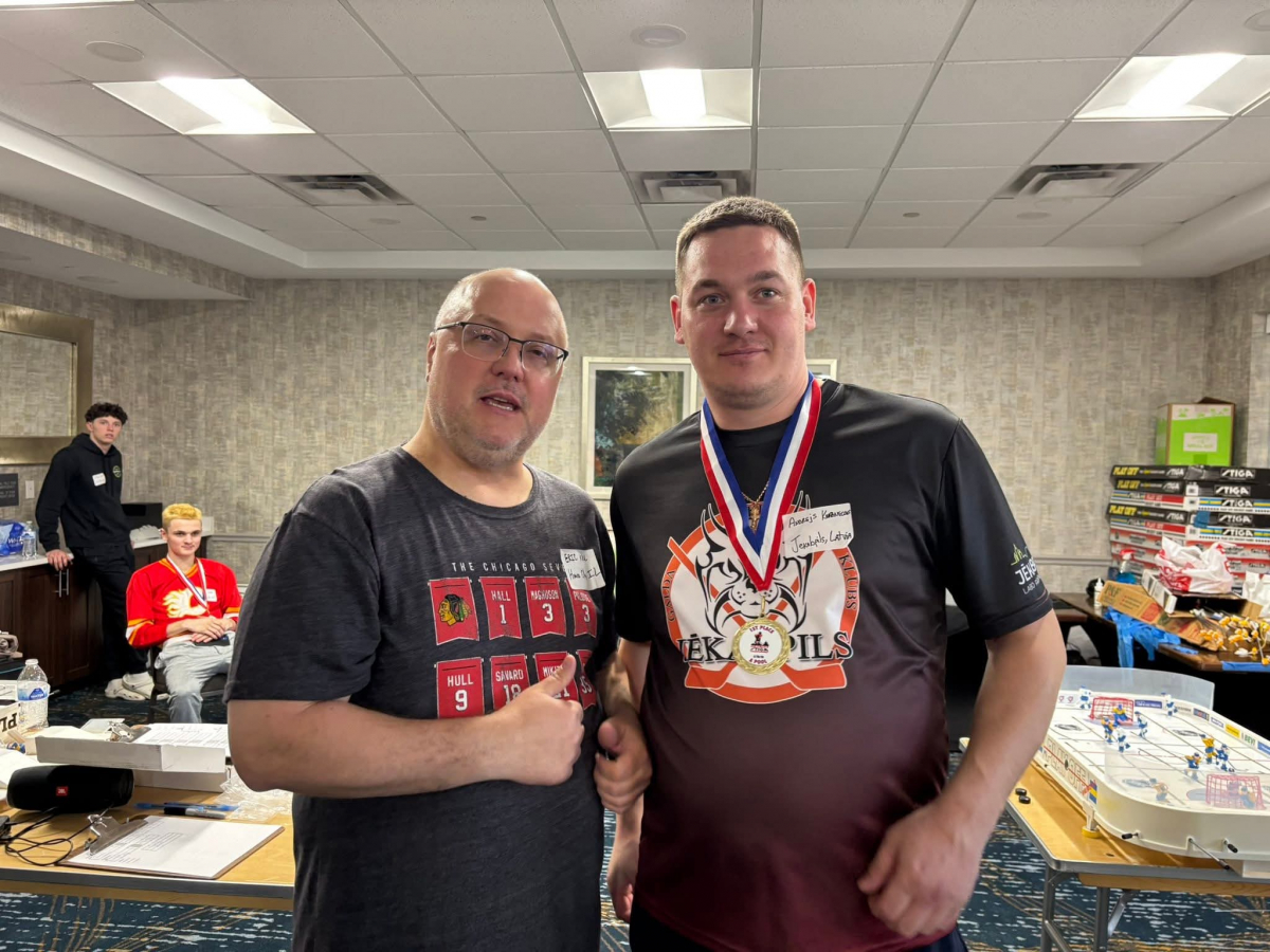 Jēkabpilietis uzvar galda hokeja Pasaules Tūres posmā ASV (FOTO)