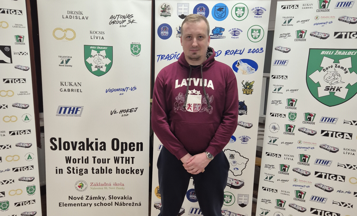 Jēkabpiliešiem labi rezultāti Galda hokejā Pasaules Tūres posmā Slovākijā (FOTO)