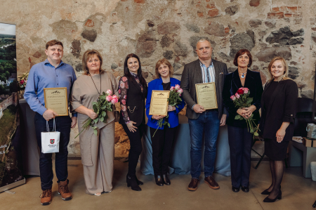 Jēkabpils novada uzņēmējus godina “Zemgales Tūrisma gada balvas” pasniegšanas ceremonijā (FOTO)