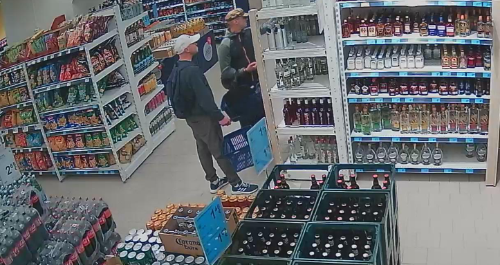 Policijas Austrumzemgales iecirknis meklē attēlos redzamos vīriešus (FOTO)
