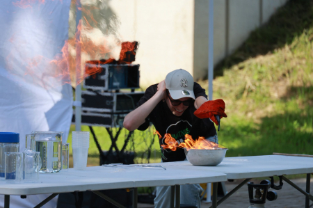 FOTOSTĀSTS: Zinātnes pikniks Strūves parkā