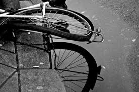 Jēkabpils policija otro dienu pēc kārtas reģistrē satiksmes negadījumu, kurā cietis velosipēdists