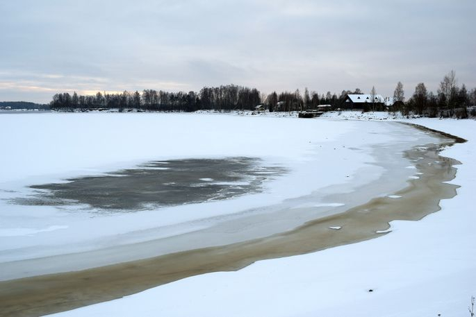 Pļaviņās nosaka paaugstinātu ledusbīstamības periodu pašvaldības teritorijā esošajās ūdenstilpēs