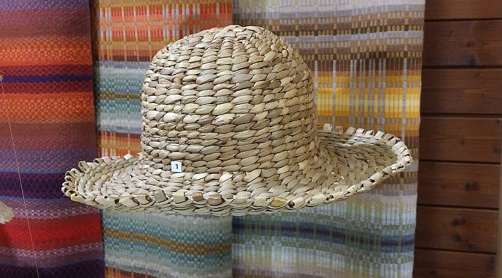 “Sēļu sēta” norisināsies kalmju cepuru izgatavošanas meistardarbnīca