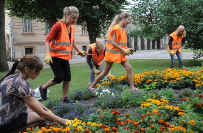 No otrdienas Jēkabpils novada skolēni varēs pieteikties Nodarbinātības valsts aģentūrā darbam vasarā 