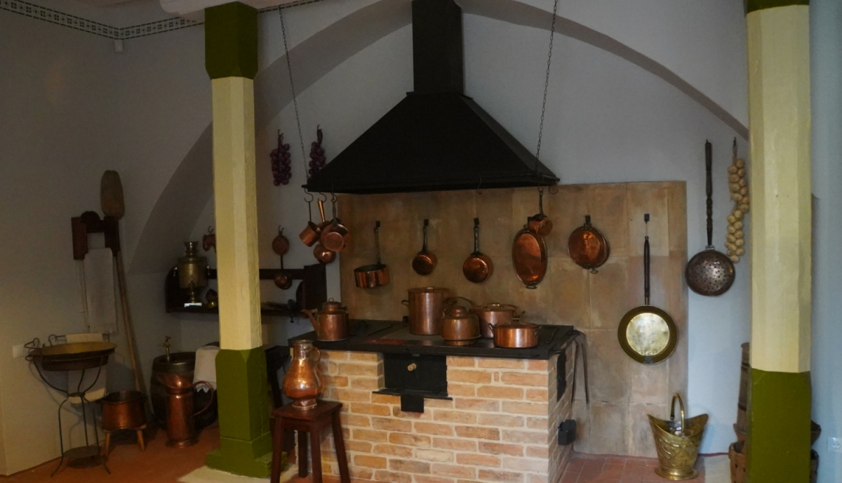 Krustpils pils C korpusā noslēgusies ekspozīcijas “Muižas virtuve” iekārtošana