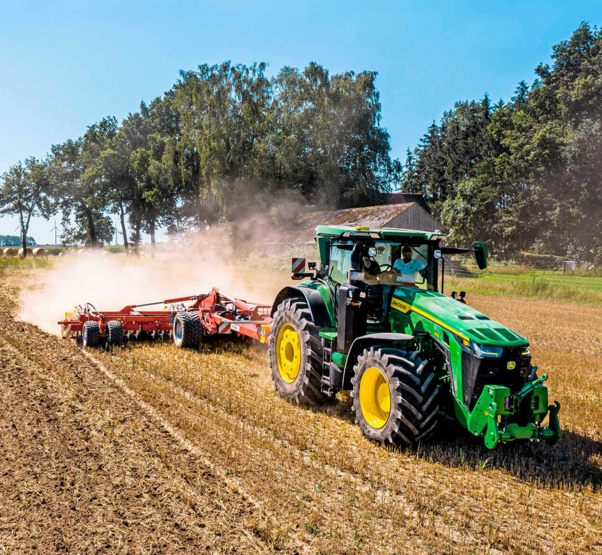 Zalvē kadam lauksaimniekam no diviem traktoriem nozagti tehniskā aprīkojuma elementi 14 000 eiro vērtībā