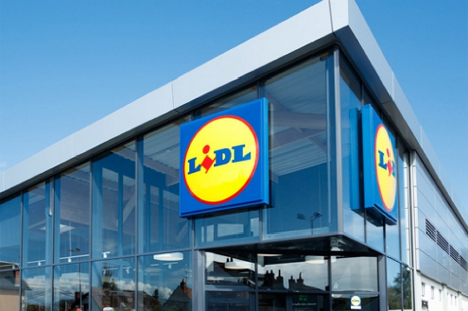 “Lidl” aicina nākt atdzesēties no karstuma