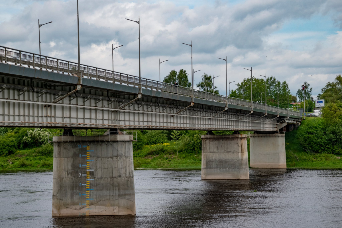 Daugavā Pļaviņu ūdenskrātuvē un pie Jēkabpils saglabājas 20..22 grādus silts ūdens