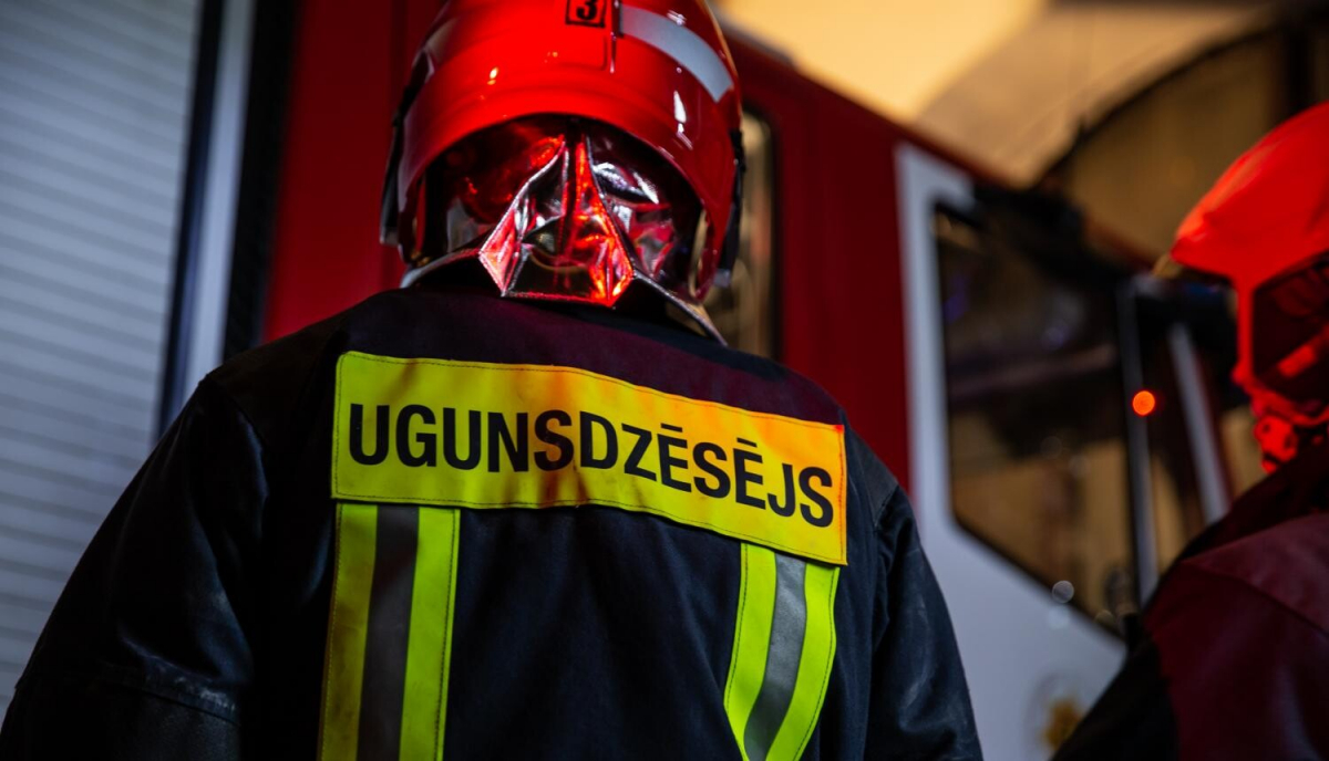 Rudzātu pagastā dzēsta pilnā apjomā degoša māja