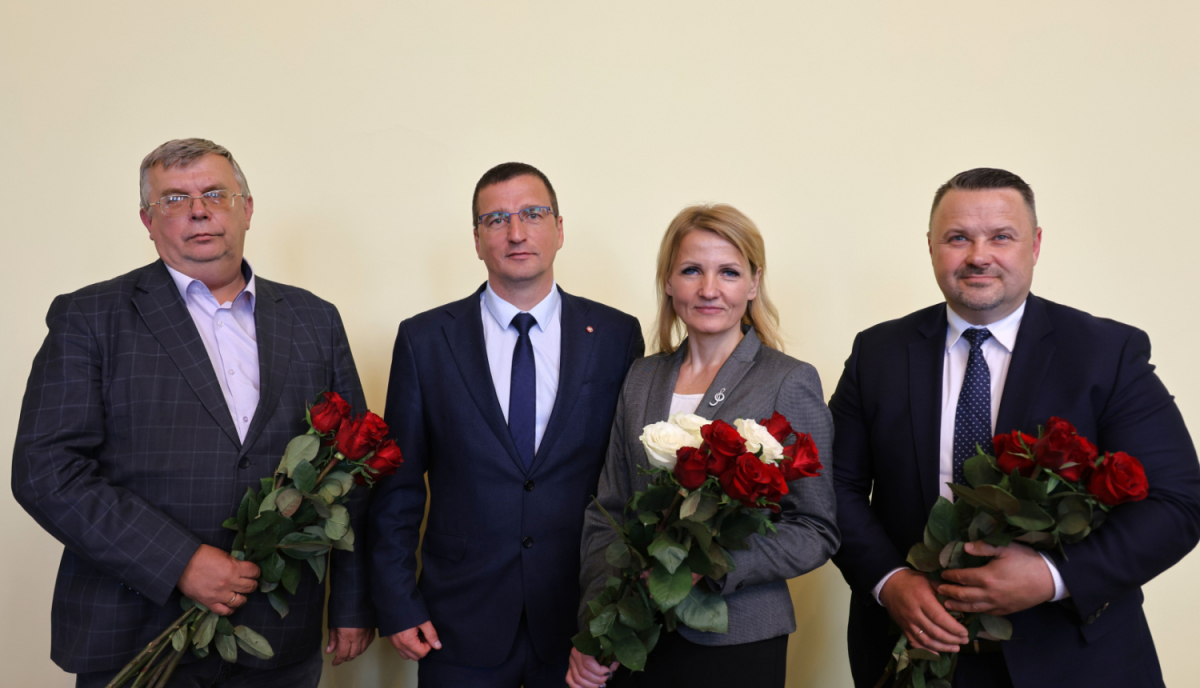 Vanags un Vetere saņēmuši pielaidi darbam ar valsts noslēpumu, Ragainis un Stars pagaidām vēl nē