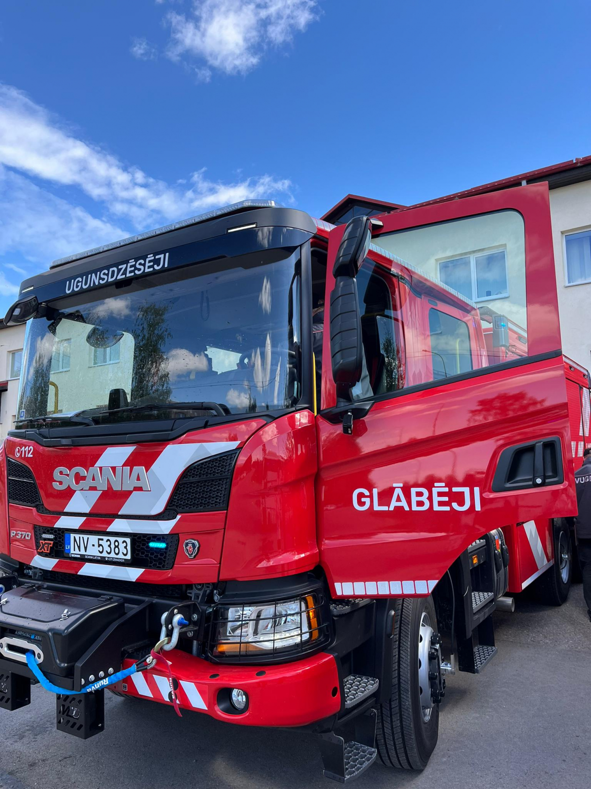 Ugunsgrēkā Jēkabpilī cieta cilvēks, Līvānos dzēsta degoša pirts