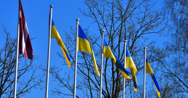 Ceturtajā pilna mēroga kara gadadienā teju 60 medijos skanēs Ukrainas himna. Arī Jēkabpils Radio1