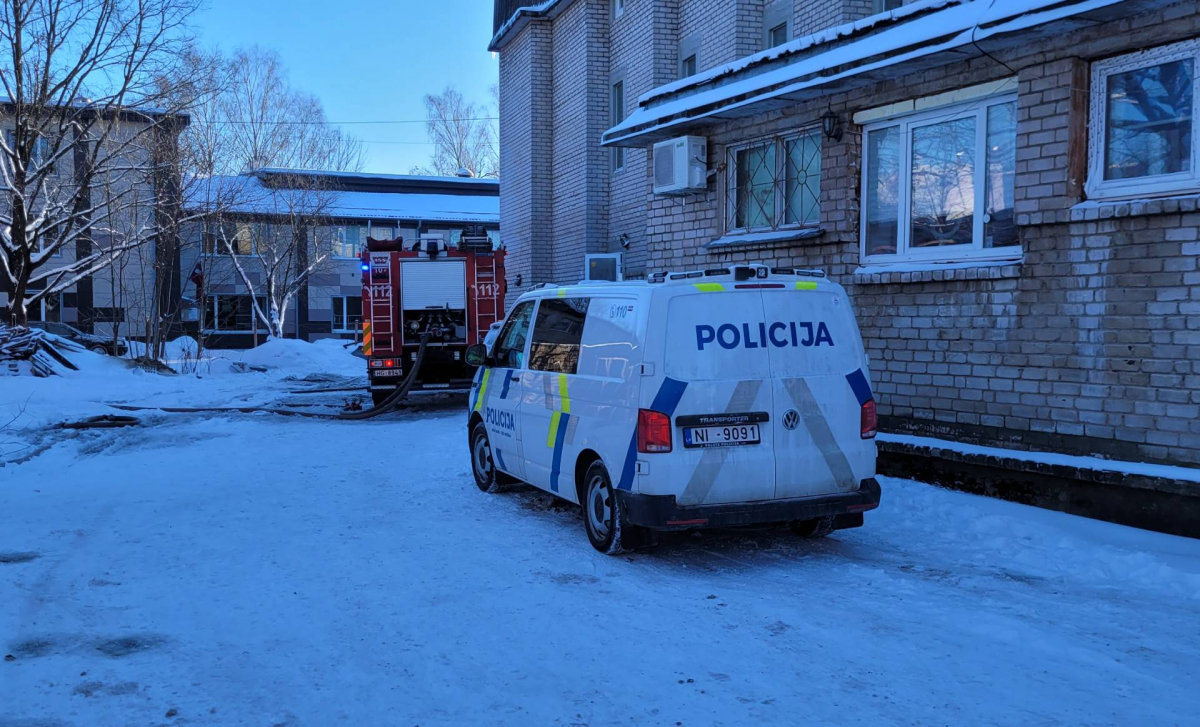 Uzņēmēju apsūdz par traģisko apkures katla sprādzienu Jēkabpils tirdzniecības centrā