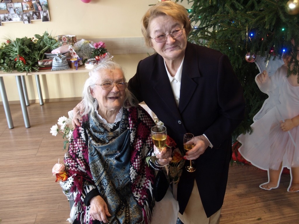 Jēkabpils novada Ābeļu pagastā 100 gadu jubileju svin Marija Pudāne (FOTO)