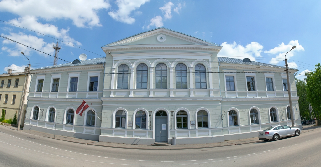 Pašvaldību vēlēšanās uz vietām Jēkabpils domē, iespējams, startēs desmit politisko spēku saraksti