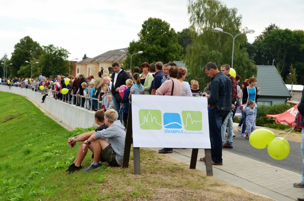 Satiksmes organizēšana Jēkabpilī motoru svētku laikā (SHĒMAS)