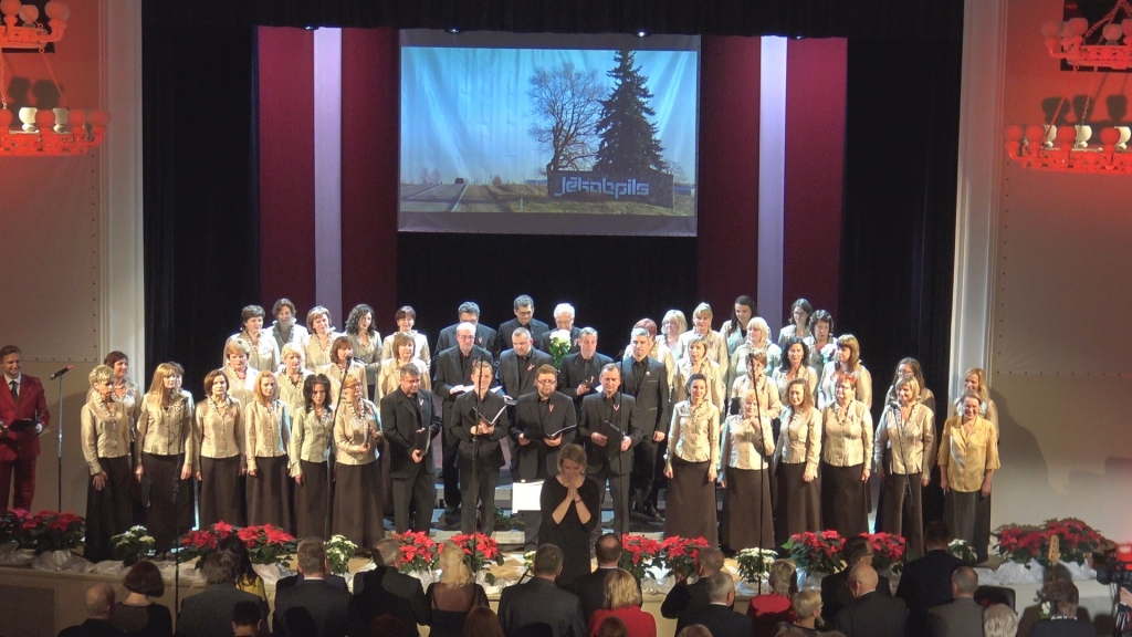 Koncertieraksts: Krustpils KN izskan valsts 97.gadskārtas koncerts