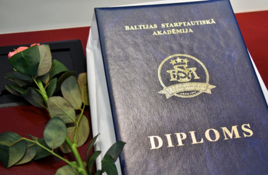 Pašvaldībā tiks pasniegti maģistra diplomi pieciem Baltijas Starptautiskās akadēmijas absolventiem