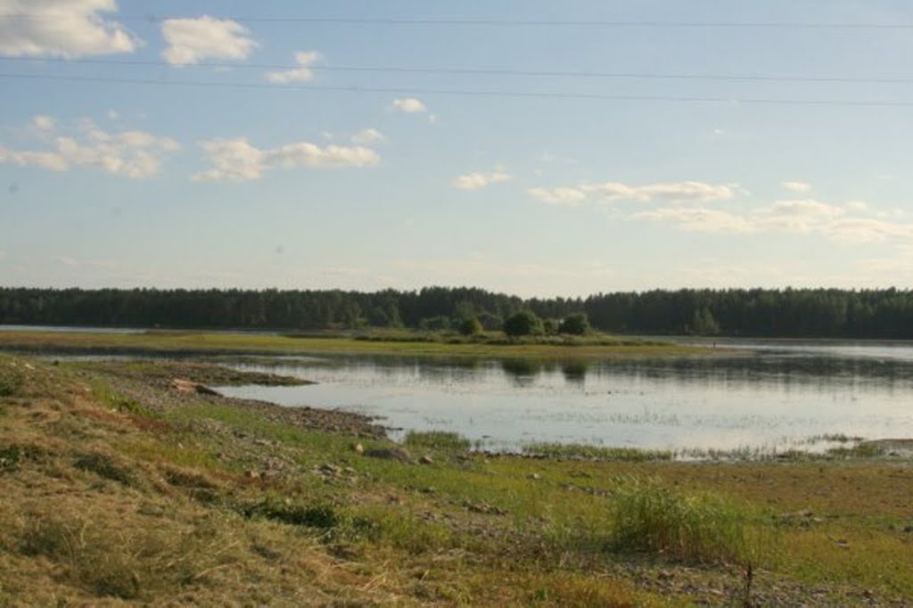 Ūdens līmenis Daugavā, tostarp pie Jēkabpils, sasniedz zemāko atzīmi