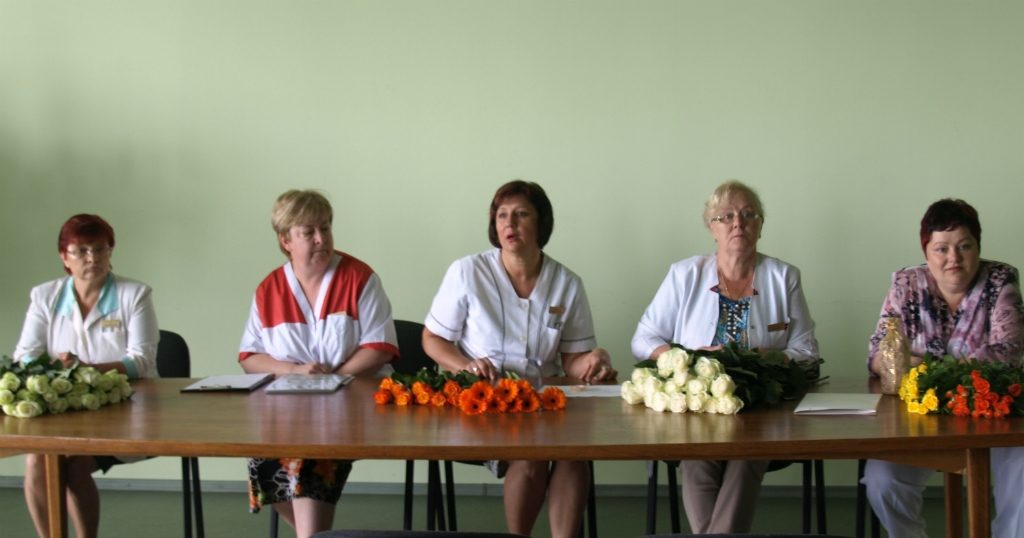 Jēkabpils slimnīcas mediķi iedibina jaunu tradīciju (FOTO un APBALVOTO SARAKSTS)