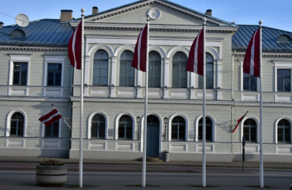 Apstiprina sadarbības grupu bērnu tiesību aizsardzības jomā