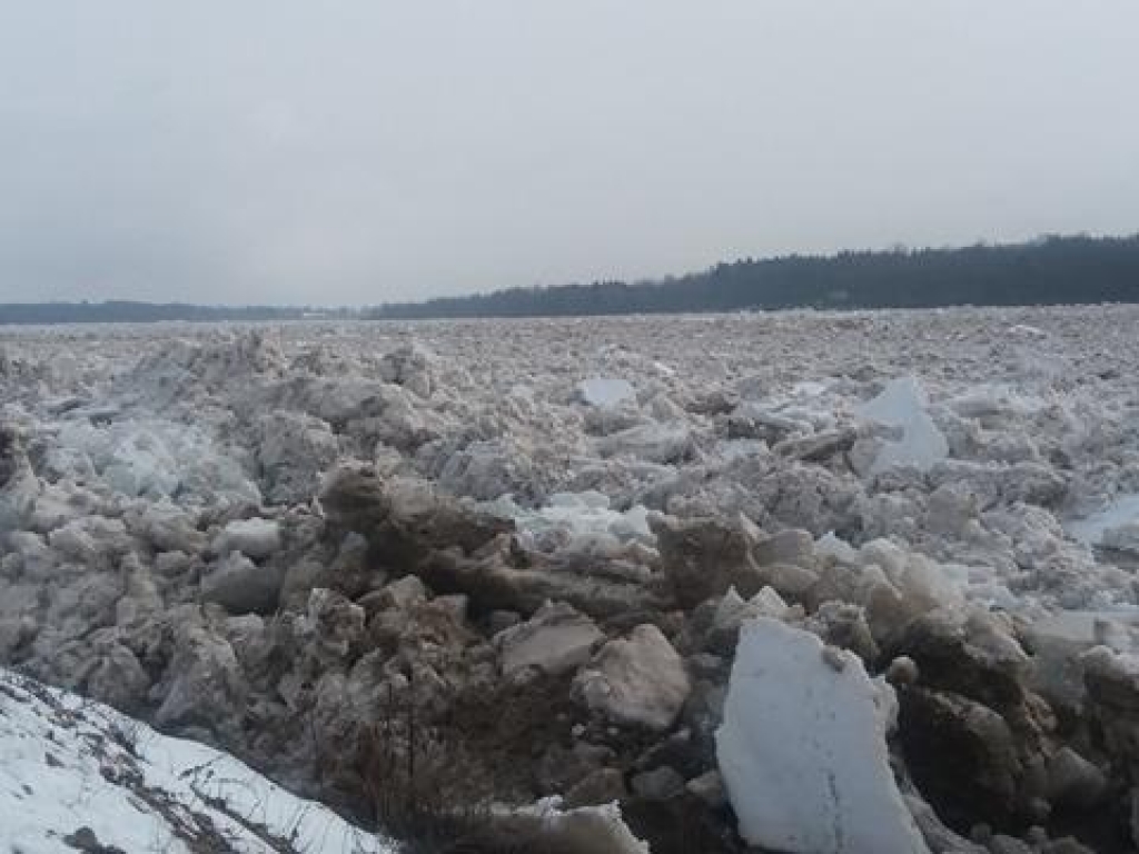 Situāciju Pļaviņās pilsētas vadība vērtē kā nemierīgu