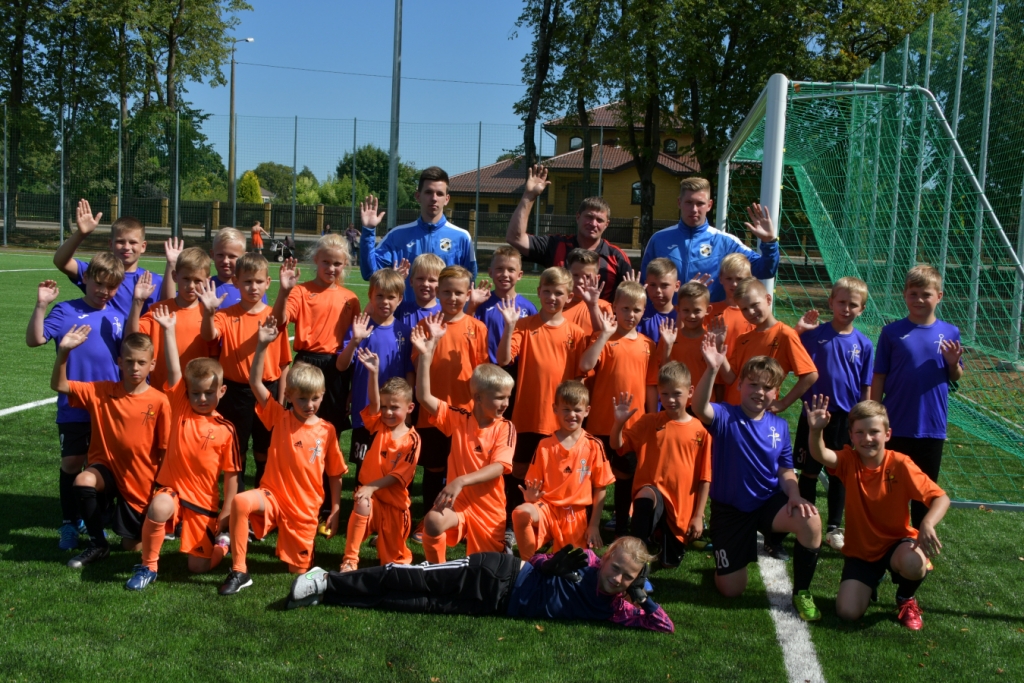 Ceļā uz starptautisko futbola turnīru „Maardu cup 2017”