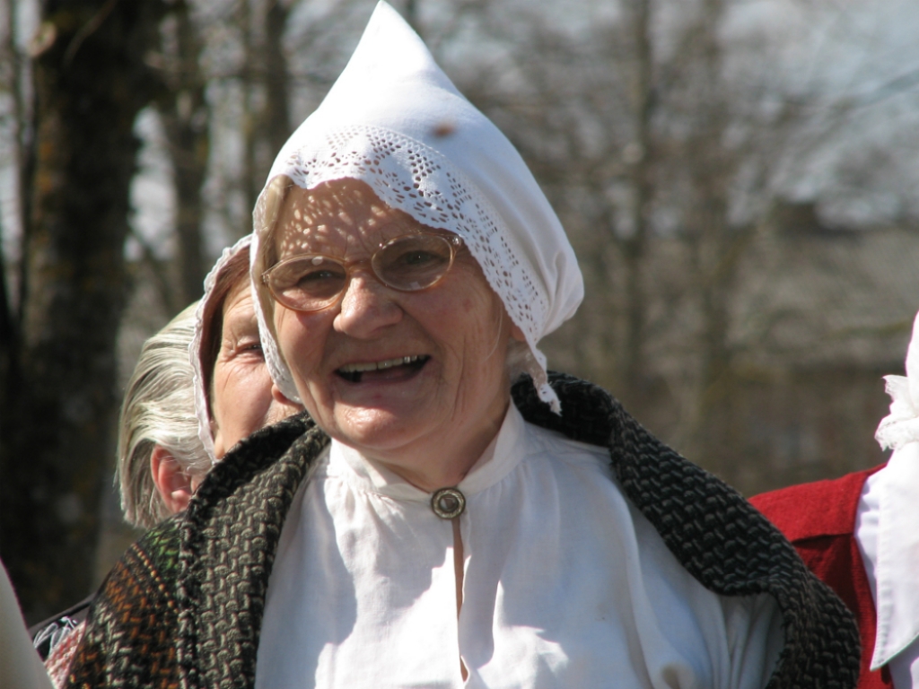 Tapusi filma par folkloristi Valentīnu Mičuli (FOTO)