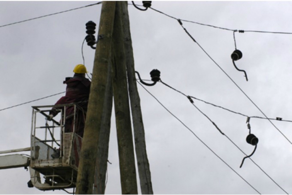 Līvānos bez elektrības 1500 "Sadales tīkla" klientu