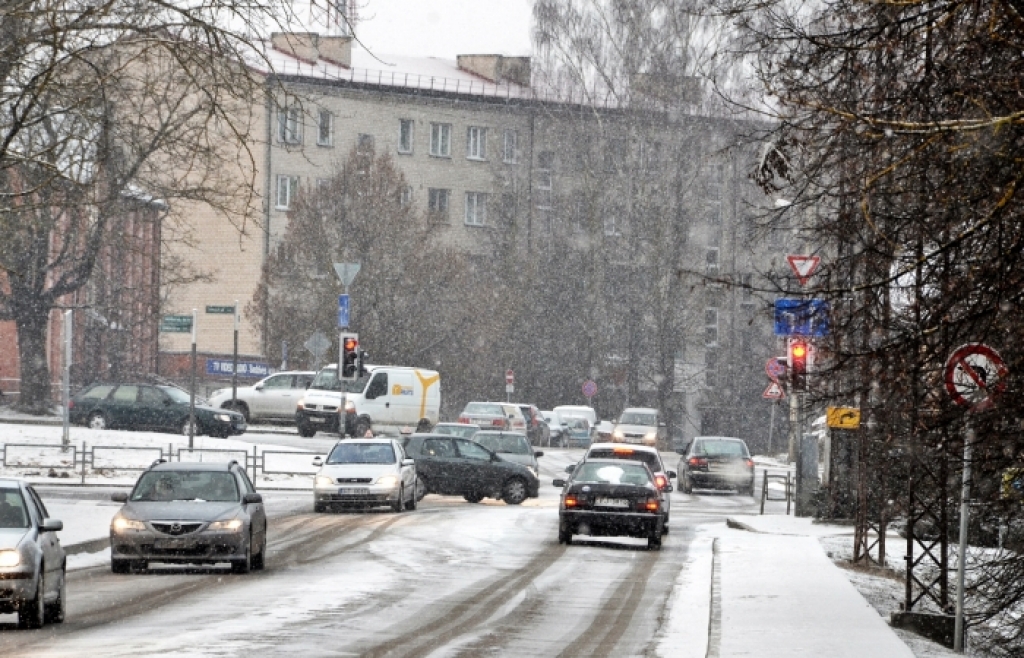 "Lursoft": Pērn Latvijas lielākajās pilsētās sarucis no jauna reģistrēto uzņēmumu skaits