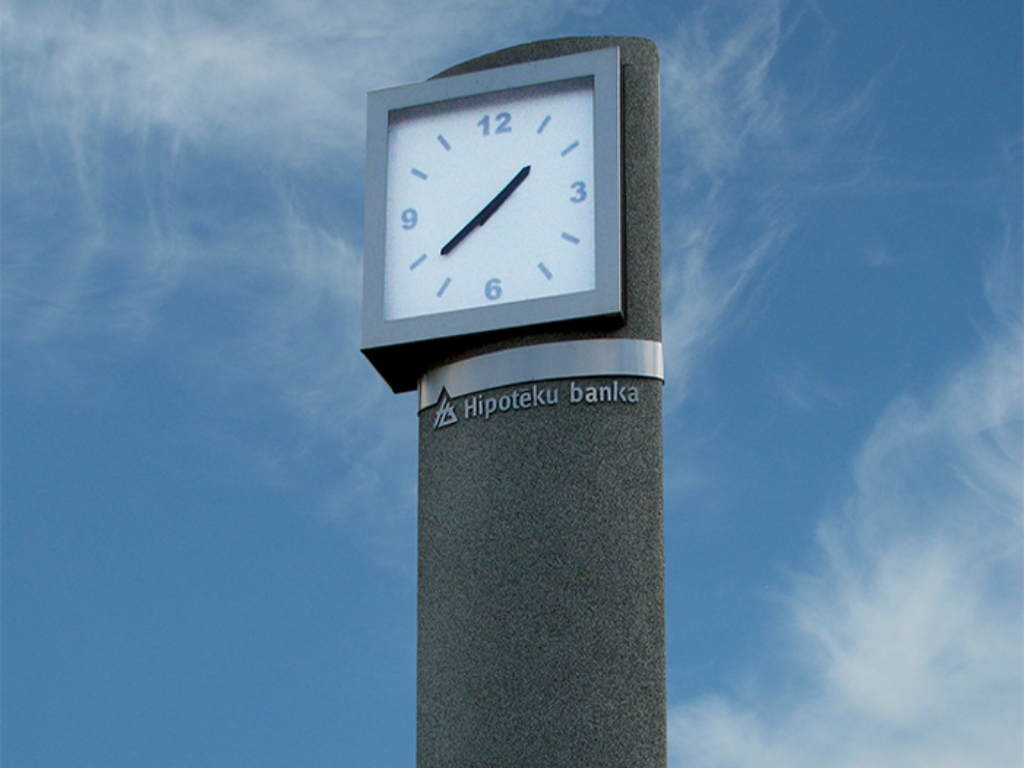 Pulkstenis Rīgas ielā kalpos kā vides objekts