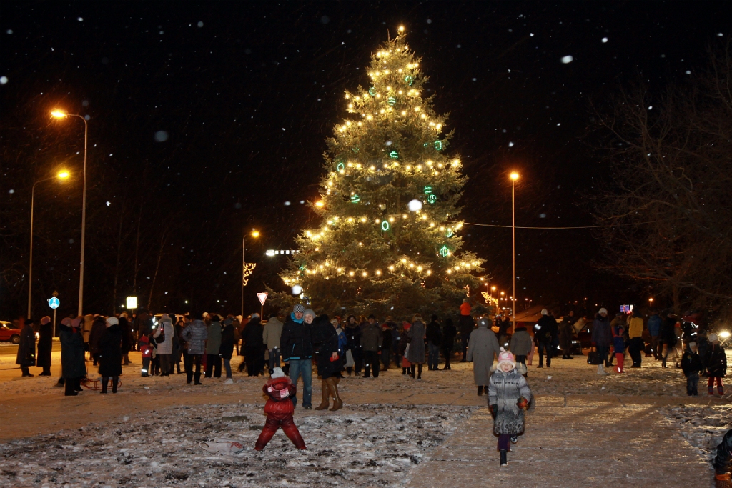 13. decembrī Ziemassvētku tirdziņš Līvānos