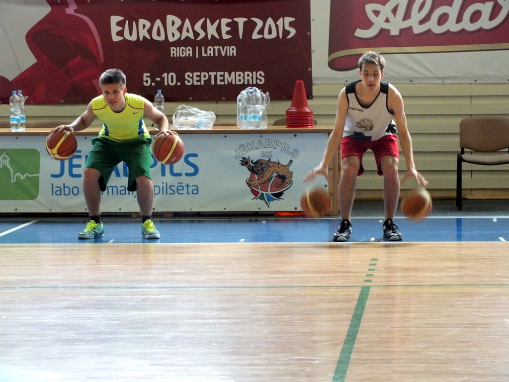 Aicina pieteikties jauniešu basketbola nometnei Jēkabpilī