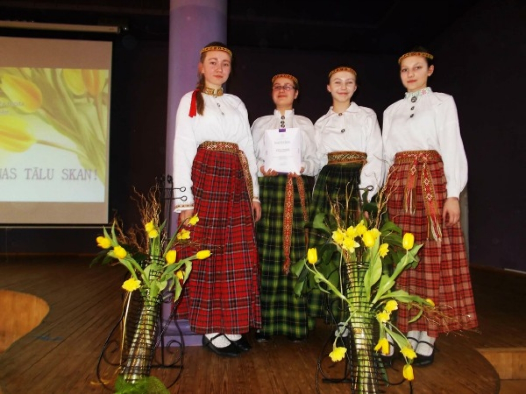 Izskanējušas dziesmotās sacensības “Lakstīgala 2016”