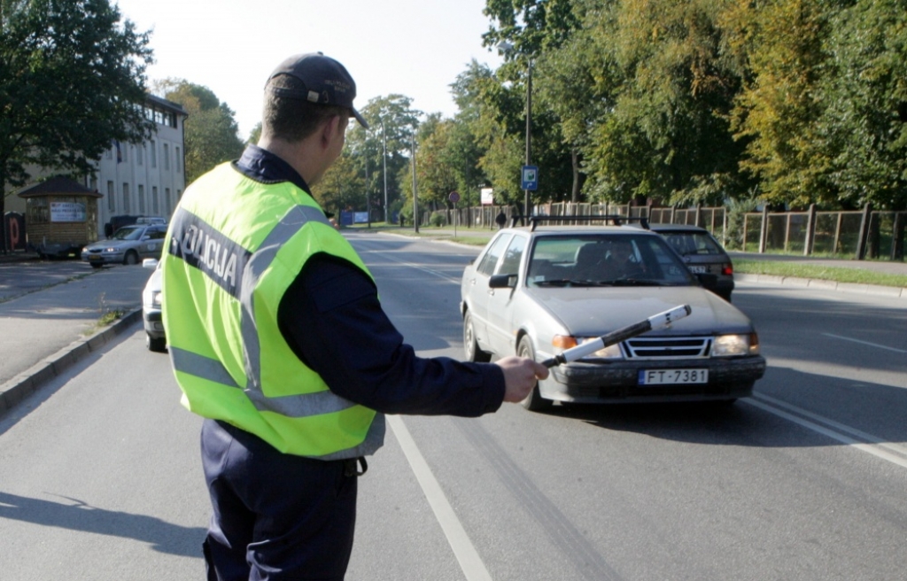 Līdz ar jaunā mācību gada sākumu policija pastiprināti kontrolēs satiksmes drošību