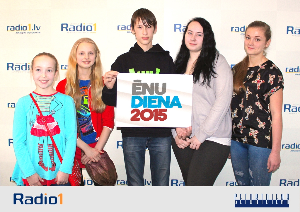 Ēnas iepazīst Jēkabpils Radio1 (FOTO)