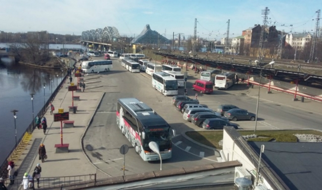 Перевозчики недовольны нынешней системой перевозок пассажиров в Латвии