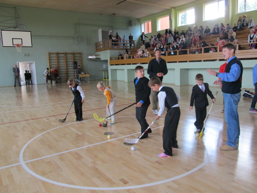 Atklāta Salas vidusskolas sporta zāle (FOTO)