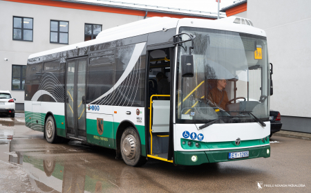 Preiļu novada pašvaldībai piegādāts M3 kategorijas elektroautobuss