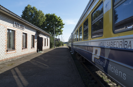 Saistībā ar Vissvētākās Jaunavas Marijas Debesīs uzņemšanas svētkiem Aglonā ir veiktas izmaiņas vilcienu kustībā