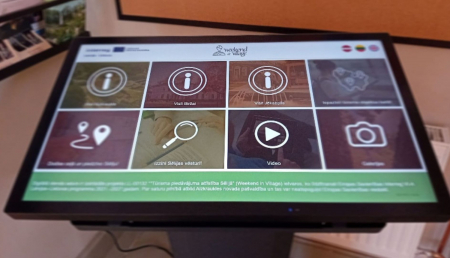 Krustpils pils apmeklētāju apkalpošanas centrā uzstādīts interaktīvs skārienjūtīgs stends