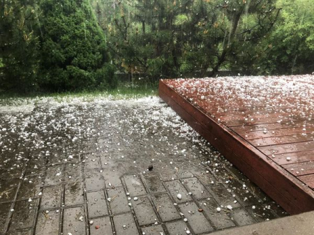 Nākamnedēļ gaidāmi pērkona negaisi, krusa un salnas