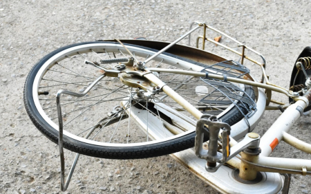 Jēkabpilī satiksmes negadījumā cieš velosipēdists